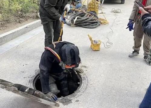 保定涞源抽化粪池公司分享管道气囊封堵的原理。